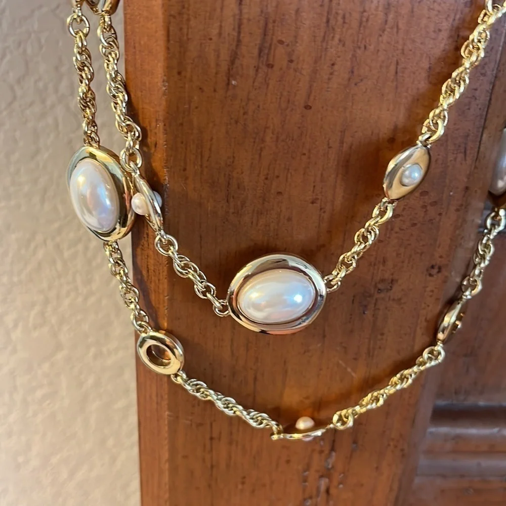 NWOT Talbots Women’s gold and pearl necklace length 21 inches